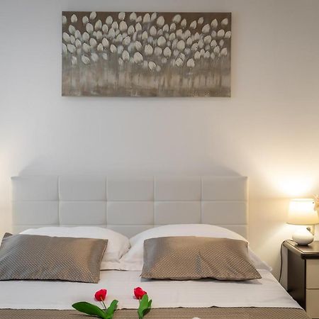 Studio Apartment La Luna Split Ngoại thất bức ảnh