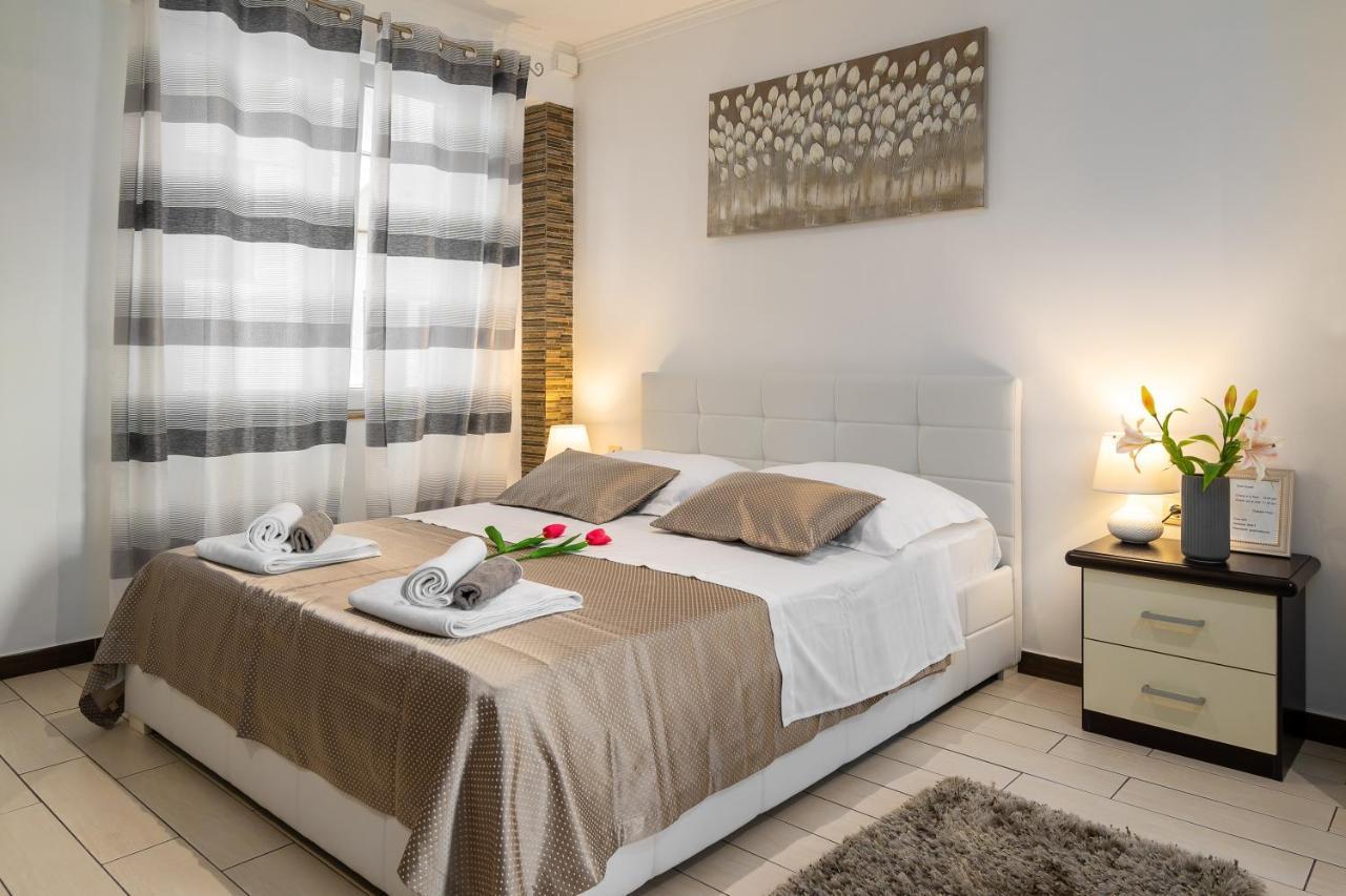 Studio Apartment La Luna Split Ngoại thất bức ảnh